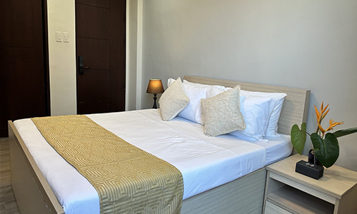 Pico Room | The Villa