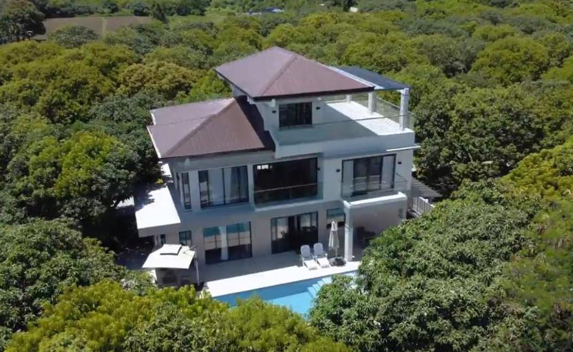 The Villa at Mangolia Farm